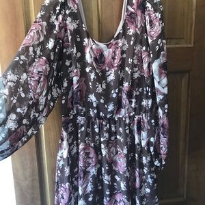 Long Sleeve flowy dress - BRAND NEW